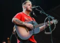 Zach Bryan height