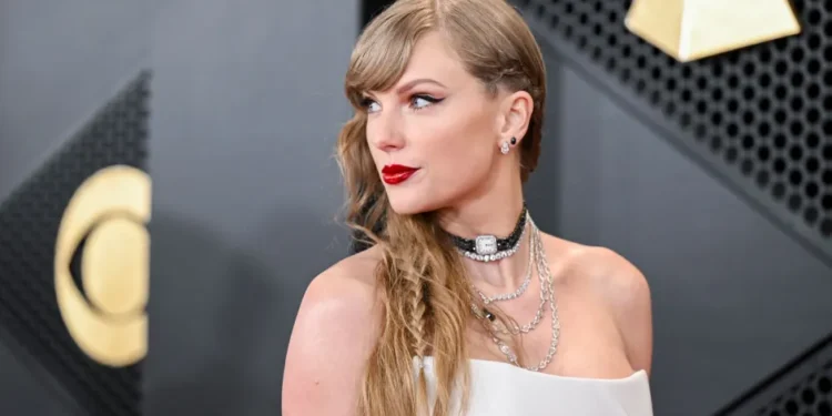 How Tall Is Taylor Swift