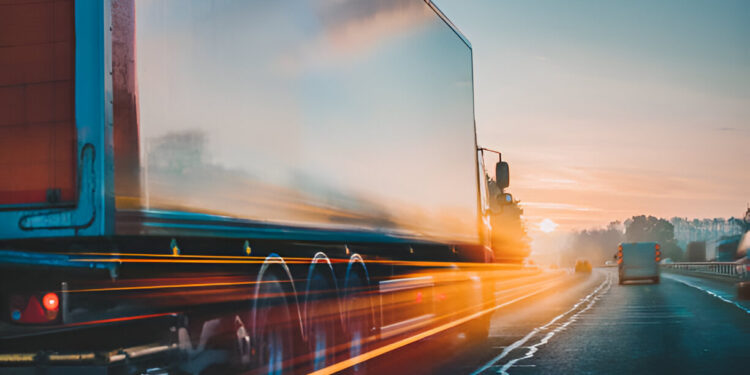 Fifth Wheels and Turntables: Ensuring Smooth Trailer Articulation