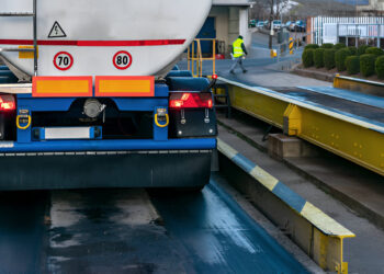 Tips for Selecting a Portable Weighbridge