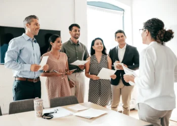 How to Successfully Outsource Marketing for Models