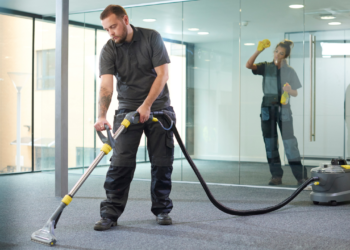 The Importance of Specialist Cleaning Services for Modern Spaces