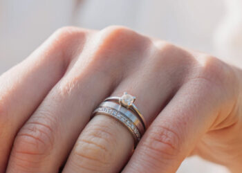 Will Couples Choose Diamonds for Their Wedding Rings in the Future?