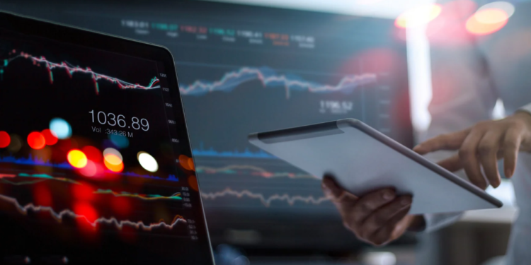 Mastering Online Trading: Essential Features Every Trader Needs