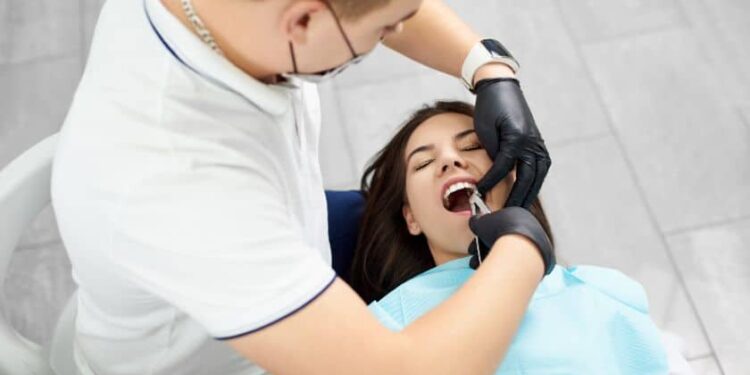 Finding An Emergency Dentist in Astoria When Every Second Counts