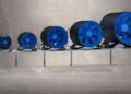 Advantages of duct fans with a built-in speed controller for office buildings