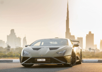 Experience the Thrill of a Lamborghini Driving in Dubai