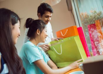 From Product to Platform: Why the Future of E-Commerce Is Education-Driven