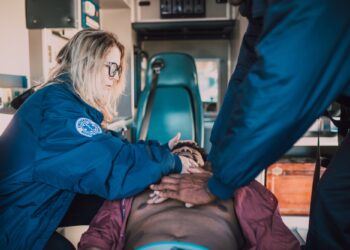 How to Choose the Right CPR Course for Your Needs