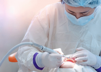 How To Stay Calm And Act Fast During A Dental Emergency