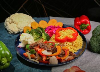 8 Signs You’re Eating Well (Even When It Doesn’t Feel Perfect)