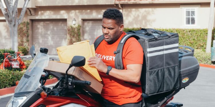 How a Reliable Delivery Service for Restaurants Can Elevate Your Food Business