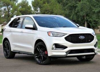 Why Ford Cars Are Reliable Companions for Road Travel