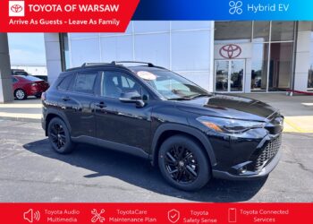 How Toyota Cars Handle Mountain Travel Roads