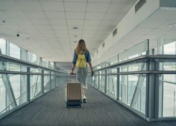 Carry-On Confidence: How to Maximize Your Travel Efficiency