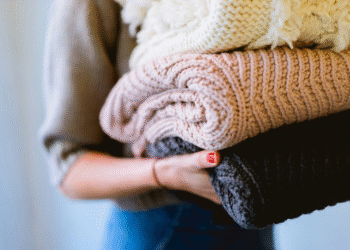 Minimalist Laundry: How to Simplify One of Life’s Most Tedious Chores