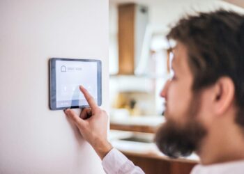 The Tech-Savvy Homeowner: Tools That Make a Difference in 2025