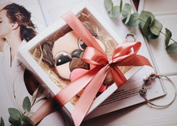 The Art of Giving: Personalised Gifts That Become Stories