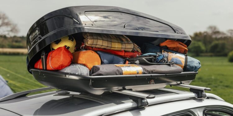 Simple Guide to Roof Boxes: Why a Halfords Roof Box Might Be Right for You