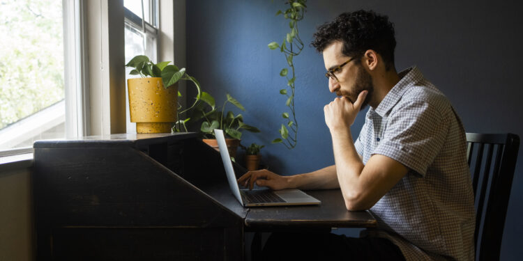 How Enterprise SEO Specialists Improve ROI for Large Businesses