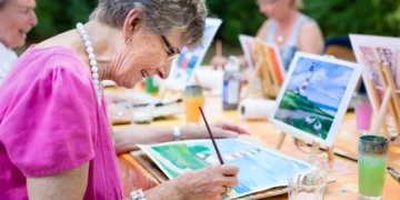 Before Assisted Living Tours: What Families Should Look For